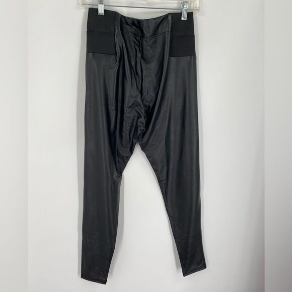 a new day Black Faux Leather High Rise Pull On Skinny Fit Pants size M - Picture 3 of 3